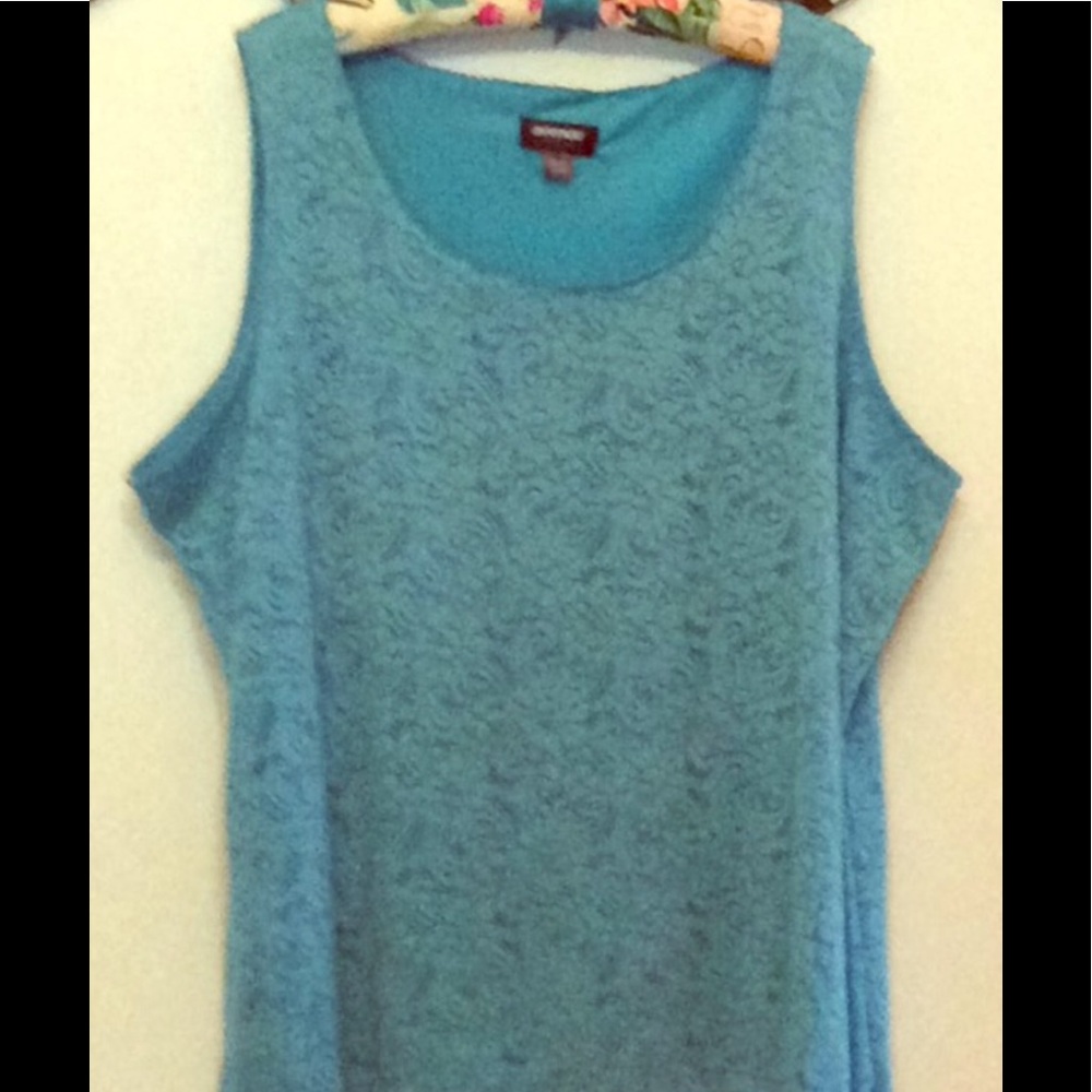 Avenue  Fancy Stretch Floral Lace Tank Top   🌹